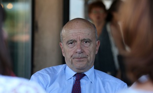 Le maire de Bordeaux Alain Juppé, le 6 juillet 2016 à Saint-Cyprien.