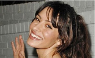 Sarah Shahi, la Kate de « Facing Kate ».