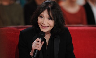 Juliette Gréco dans «Vivement dimanche» en 2013.