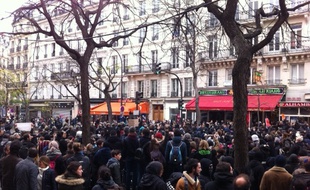 L’atmosphère est tendue entre les forces de l'ordre et les manifestants ce dimanche à République en marge de la COP21