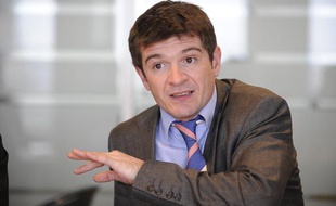 Benoist Apparu, le secrétaire d'Etat au Logement, le 3 mai 2010 dans les locaux de 20 minutes à Paris.