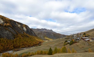 Saint-Véran, le village le plus d'Europe (2.042 mètres d'altitude), dans les Alpes françaises, le 25 octobre 2013