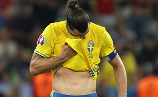 Zlatan Ibrahimovic sous le maillot suédois lors de l'Euro 2016.