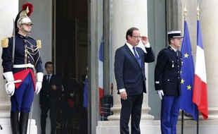 Le président François Hollande a annoncé vendredi la tenue d'une conférence "à l'automne" afin d'élaborer un "plan quinquennal pour l'égalité, la dignité et pour la lutte contre la pauvreté et les exclusions".