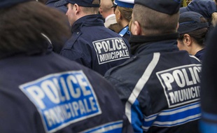 Des policiers municipales, le 20 mai 2013 à Villiers-Sur-Marne