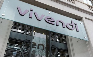 Le conglomérat français Vivendi a annoncé mercredi soir son intention d'examiner "deux offres de reprise engageantes" pour sa filiale Maroc Telecom: une manière de démontrer à ses actionnaires sa volonté, affichée depuis l'automne, de se recentrer sur les médias.