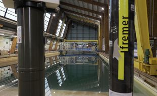 Une piscine simulant des vagues, présentée le 6 février 2021 lors de l'inauguration du nouveau siège de l'Ifremer à Plouzane près de Brest.