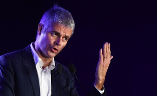 Laurent Wauquiez delivers photographié à Paris le 17 février 2018.