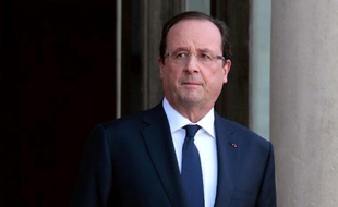 Fragilisé fortement par l'affaire Leonarda, François Hollande fait face à un véritable casse-tête pour tenter de remonter la pente et ressouder sa majorité, alors que la collégienne a affirmé mardi depuis le Kosovo hésiter à rentrer en France, avant de l'exclure finalement.