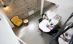 L'espace de coworking Cwyk vient d'ouvrir dans une ancienne chapelle de la rue Lavoisier, à Rennes.