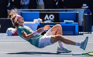 Stefanos Tsitsipas a sorti Federer en Australie.