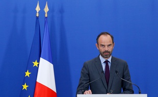 Edouard Philippe, le Premier ministre, réagit au rapport de la Cour des comptes sur le déficit public.