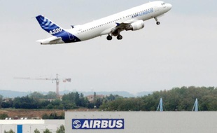 Aéronautique: Airbus annonce l'augmentation de la cadence de production de l'A320, face à la "hausse ininterrompue de la demande"