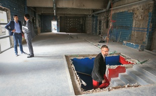 Le futur bar restaurant Saperlipopette à la Laiterie. Paul Meyer, Alain Fontanel et Alexis Amet. Strasbourg le 09 septembre 2017.