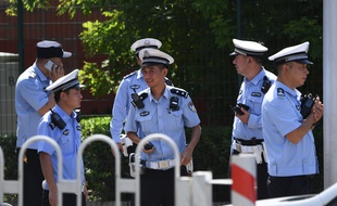 Des policiers chinois à Pekin, le 26 juillet 2018. (Illustration)