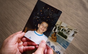 Patrice Durgeon présente des photos de son fils David