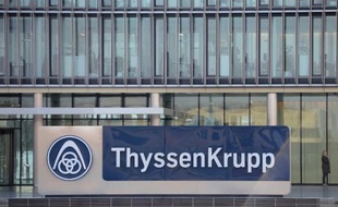 Le logo de ThyssenKrupp, le 14 février 2014 à Essen dans l'ouest de l'Allemagne