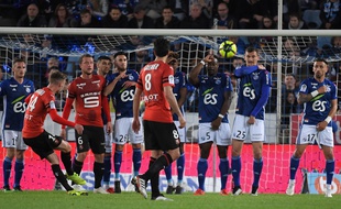 Benjamin Bourigeaud a donné l'avantage au Stade Rennais d'un superbe coup franc, samedi, à la Meinau.