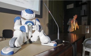 Ce robot est programmé pour jouer les anges gardiens auprès des seniors.