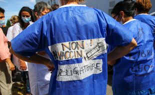 Non-vaccinés contre le Covid-19, les soignants ont été suspendus le 15 septembre dernier. Illustration.
