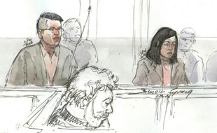 Un crocquis d'audience du 19 janvier 2016 de la nourrice, Hui Zhang, avec son compagnon, Te Lu, jugés à Paris pour avoir tué, dépecé et dispersé les corps des parents du bébé qu'elle gardait