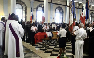 Les obsèques de la policière municipale Clarissa Jean-Philippe, le 9 janvier 2015 à Sainte-Marie, à la Martinique