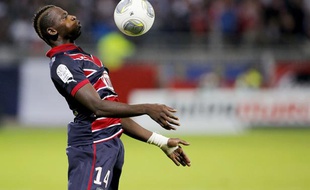 L'attaquant bordelais Cheick Diabaté lors du match contre Lyon le 21 octobre 2013.