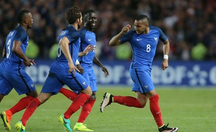 Dimitri Payet lutte pour une place de titulaire à l'Euro