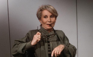 Fernande Grudet alias Madame Claude, le 5 mai 1986 à Paris, avant un talk-show télévisé.