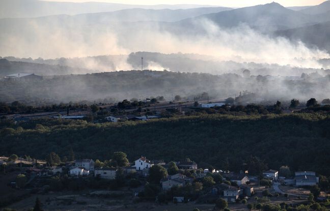 Incendie en Ardèche : Les feux ont déjà brûlé 320 hectares et sont « loin d'être fixés »