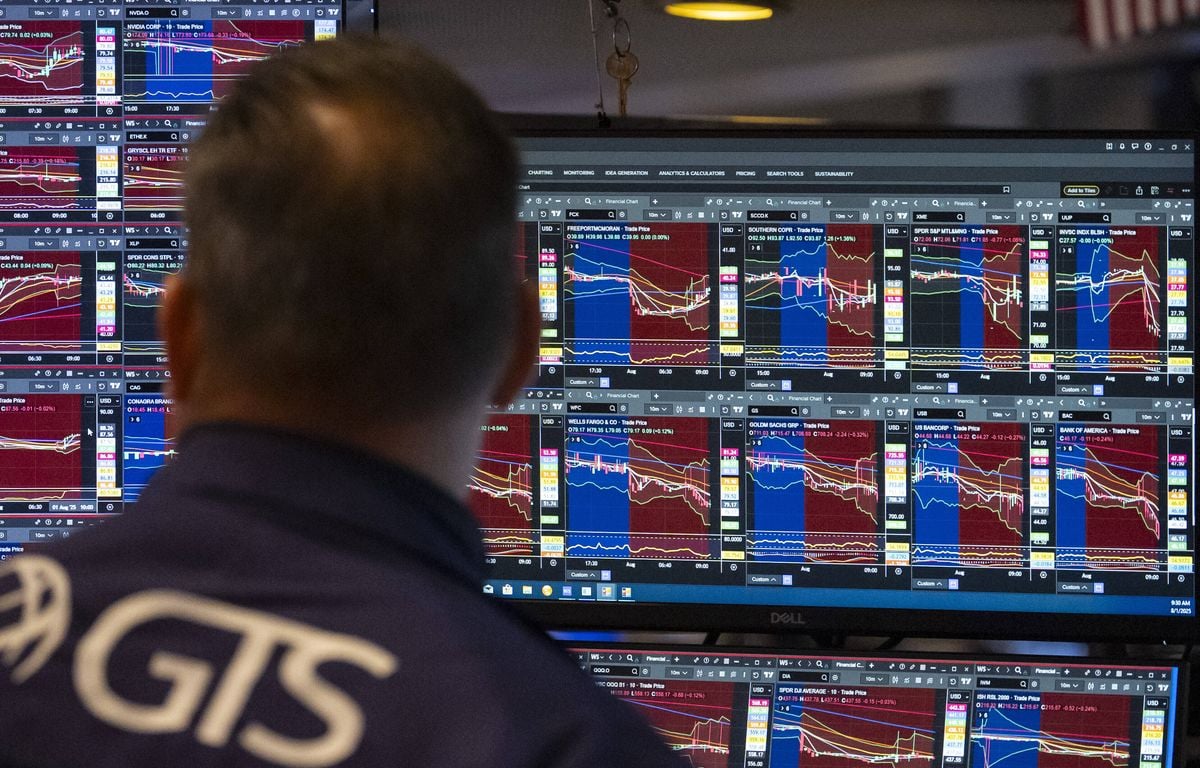 Droits de douane : Wall Street accuse le coup, les bourses du monde entier aussi