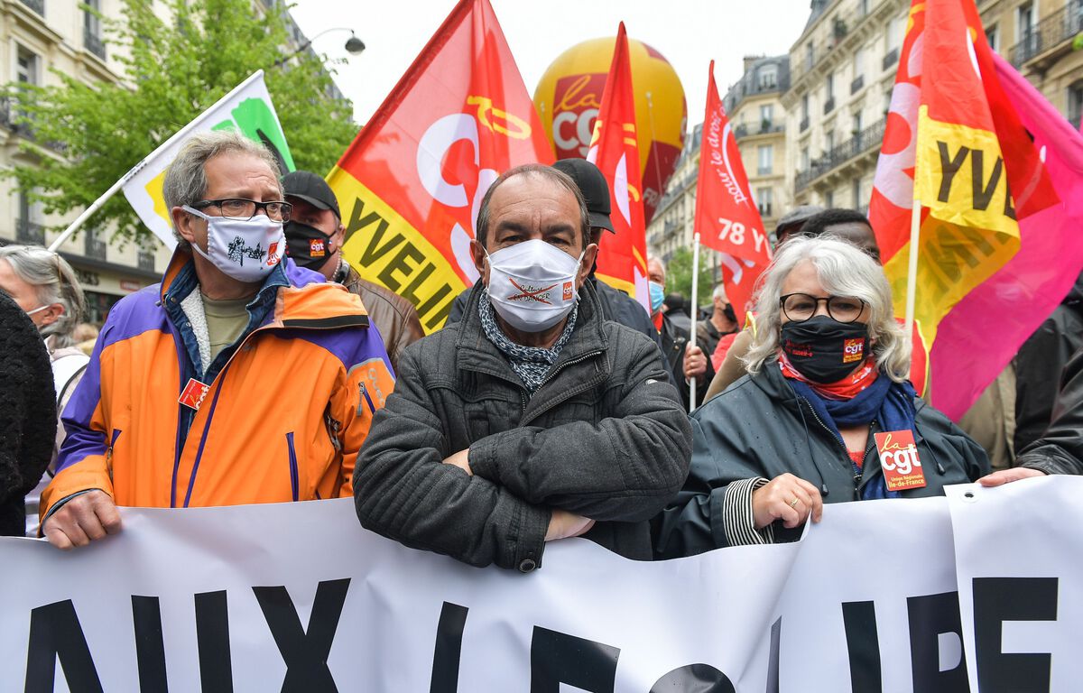 Défilé du 1erMai Le service d’ordre de la CGT peutil s’équiper du