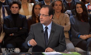 Capture d'écran de François Hollande dans l'émission «Des paroles et des actes», le 15 mars 2012 sur France 2.