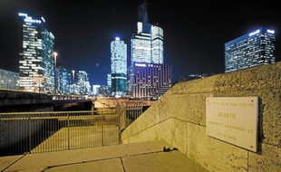 Deux meurtres avaient été commis au pont de Neuilly en 2001 et 2002, provoquant l'arrestation de Marc Machin.