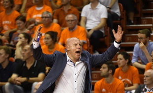 Éric Bartecheky devient le nouvel entraîneur des basketteurs du BCM