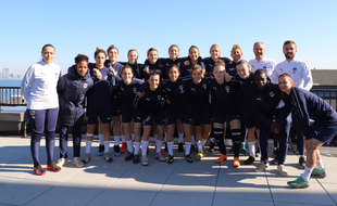 L'équipe féminine des Girondins de Bordeaux à New York.