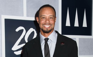 Le champion Tiger Woods au 20e anniversaire de sa fondation