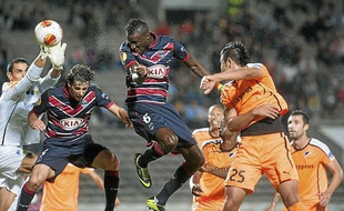 Lamine Sané qui ouvre le score pour Bordeaux face à l'Apoel Nicosie, le 24 octobre 2013.