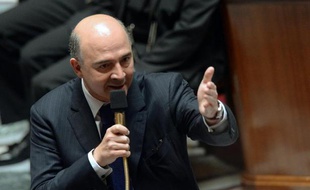 Le ministre de l'Economie et des Finances, Pierre Moscovici, a déclaré, dans un entretien au Télégramme à paraître mercredi, qu'en matière de redressement budgétaire, "nous allons inverser la proportion" entre économies et prélèvements en 2014