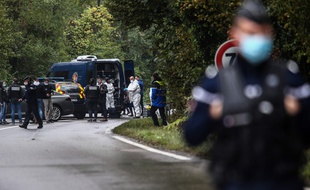 Photo d'illustration d'une intervention de gendarmes à Villefontaine (Isère), l'an passé après le meurtre de Victorine. ANTOINE MERLET