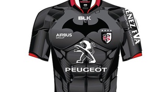 Le maillot Batman du Stade Toulousain imaginé par l'équipementier australien BLK.