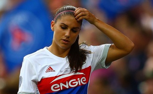 Pour sa dernière apparition avec l'OL, le 1er juin en finale de Ligue des champions, Alex Morgan a dû sortir prématurément en raison d'une blessure musculaire.