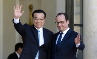 Le président français François Hollande et le Premier ministre chinois Li Keqiang à l'Elysée, le 30 juin 2015 à Paris