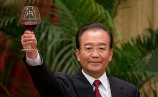 A quelques jours de son renouvellement, la haute hiérarchie du Parti communiste chinois fait l'objet de révélations embarrassantes sur les fortunes colossales amassées par ses membres et leurs familles, en la personne cette fois du Premier ministre Wen Jiabao.