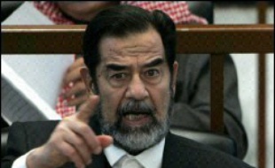 L'ancien président irakien Saddam Hussein, condamné à mort pour l'exécution de 148 villageois chiites dans les années 1980, a été pendu samedi à Bagdad.