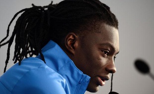 L'attaquant de l'équipe de France, Bafétimbi Gomis, lors d'un rassemblement à Clairefontaine, le 12 novembre 2012.