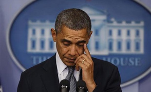 Barack Obama réagit à la tuerie de Newtown (Connecticut), le 14 décembre 2012.
