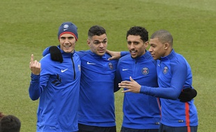 Hatem Ben Arfa, Marquinhos, Kylian Mbappe et Edinson Cavani à l'entraînement le 5 mars 2018.