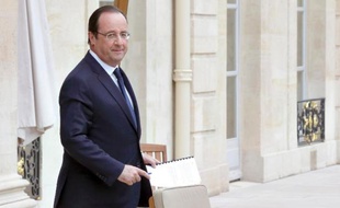 François Hollande samedi 15 mars 2014 lors d'une réunion avec le nouveau Premier ministre Italien à l'Elysée à Paris
