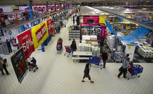 Illustration d'une grande surface Carrefour à Chènevière sur Marne.